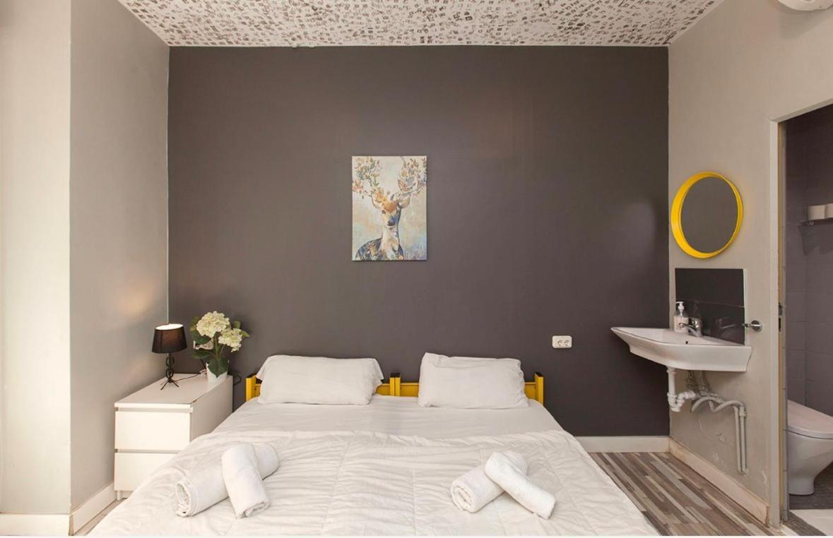 Heylola! Hostel Barcelona Kültér fotó